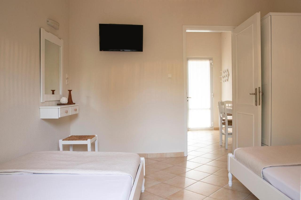 Elena Luxury Living Apartment Paralia Skotinis Exterior photo